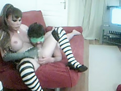 Sofa fucking from a butty tranny bitch