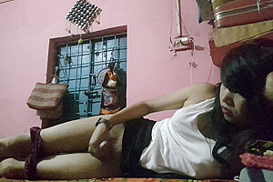Crossdresing And Jerking In My Room