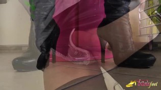Irene Aoki masturbates showing her feet in Fully fashioned